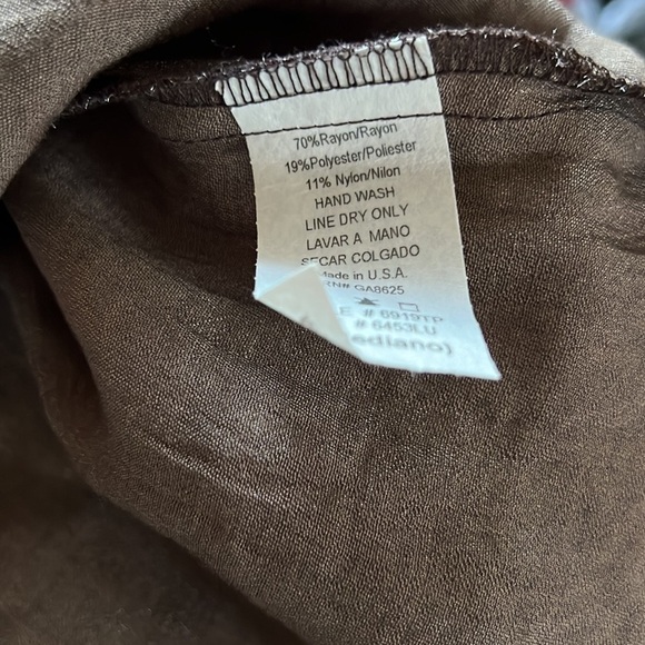 Renee C Women’s Blouse By SO Cool Medium - Picture 5 of 5